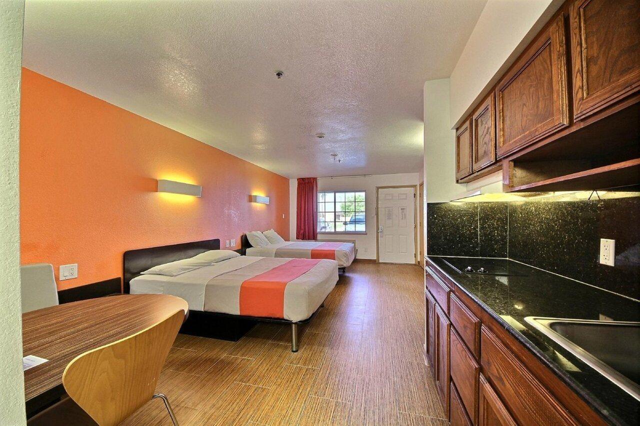 Motel 6-Edinburg, Tx Esterno foto
