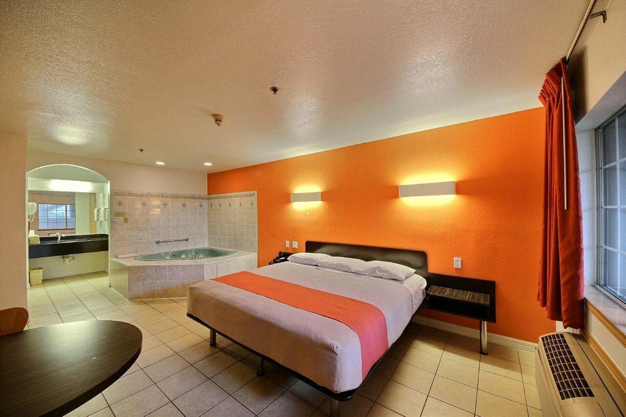 Motel 6-Edinburg, Tx Esterno foto
