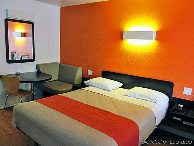 Motel 6-Edinburg, Tx Esterno foto